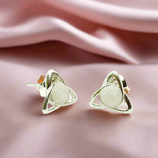 The Celtic Knot Breastmilk Studs pearl shimmer