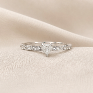 diamond leaf