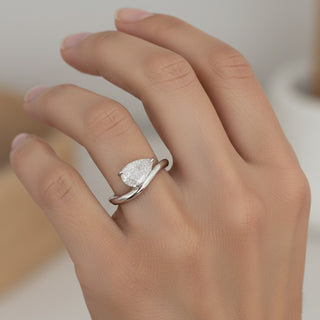 The Meander Ashes Inclusion Ring