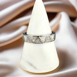 iridescent white sparkle Symmetry Ashes Ring