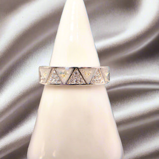 white pearl Symmetry Ashes Ring