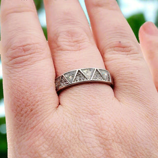 scale on hand Symmetry Breastmilk Ring